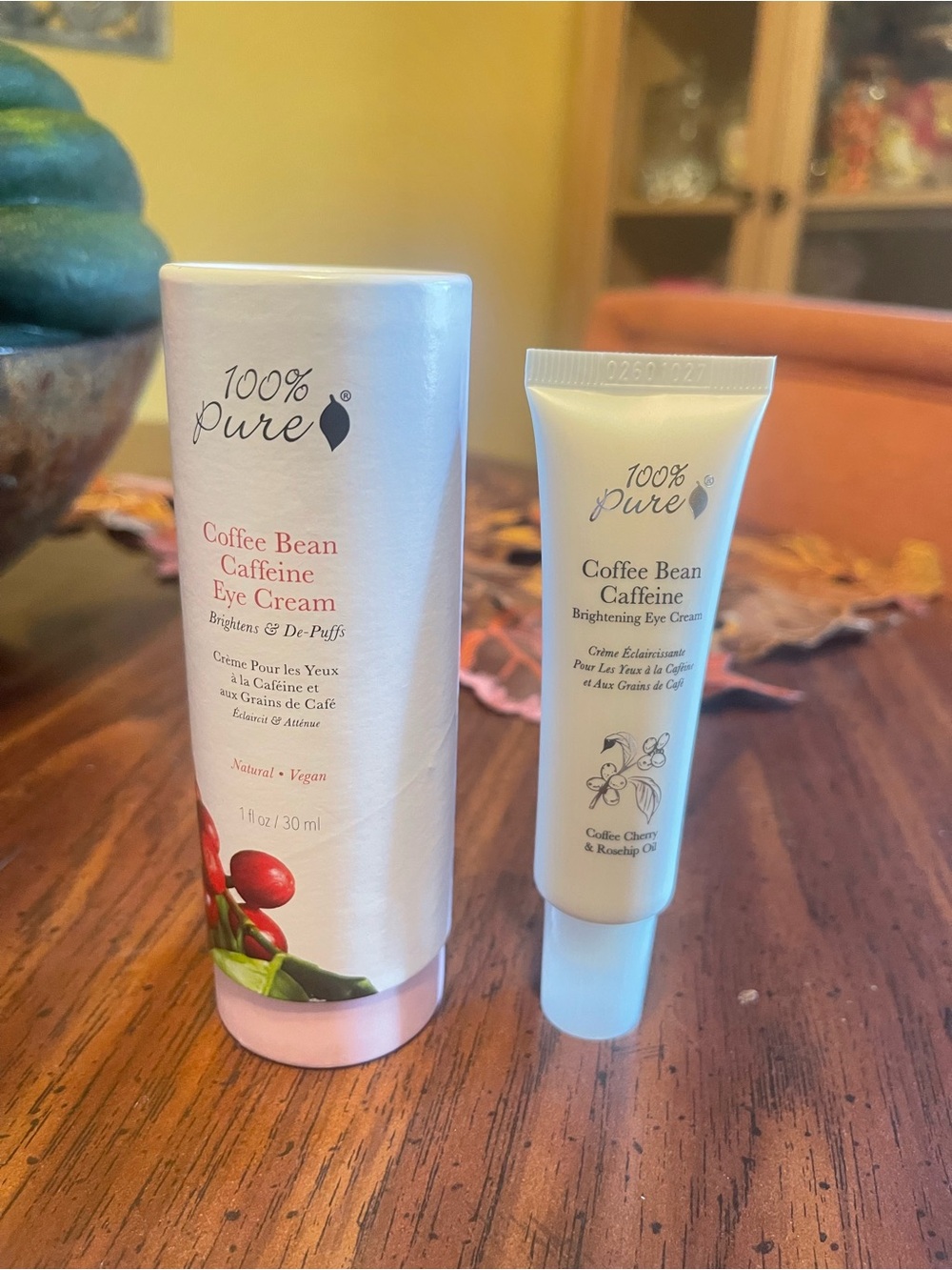 100% Pure Coffee Bean Caffeine Eye Cream - White